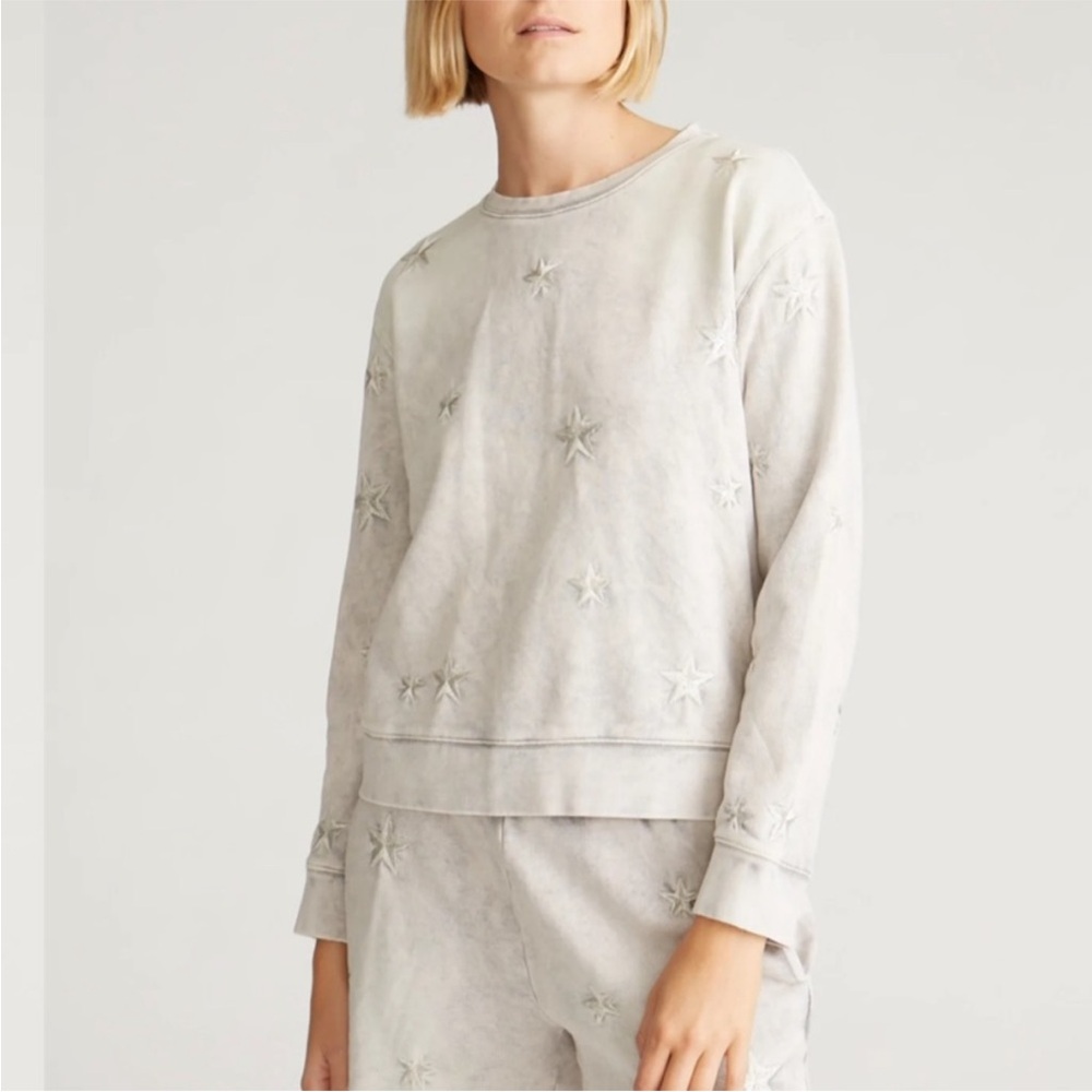Driftwood Teddy Distressed Grey Pullover Sweatshirt, Embroidered Stars, Small